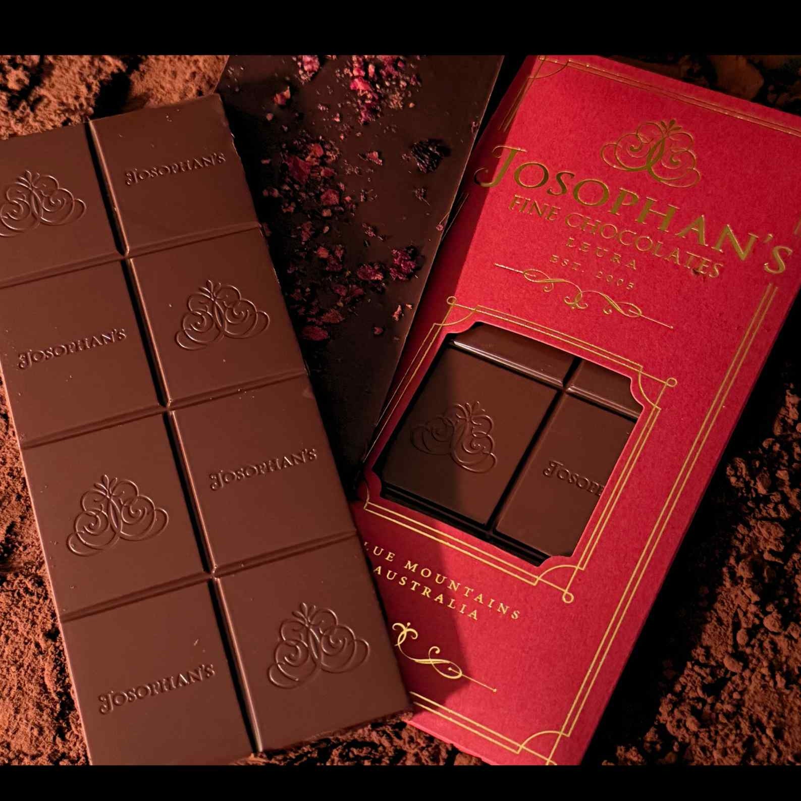 Leura Bleu chocolate block